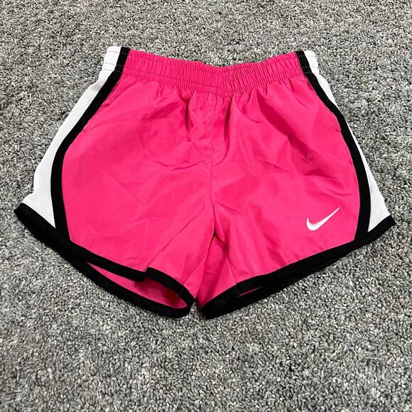 Nike Baby Girls Dri-Fit Shorts size 4 - Picture 1 of 3